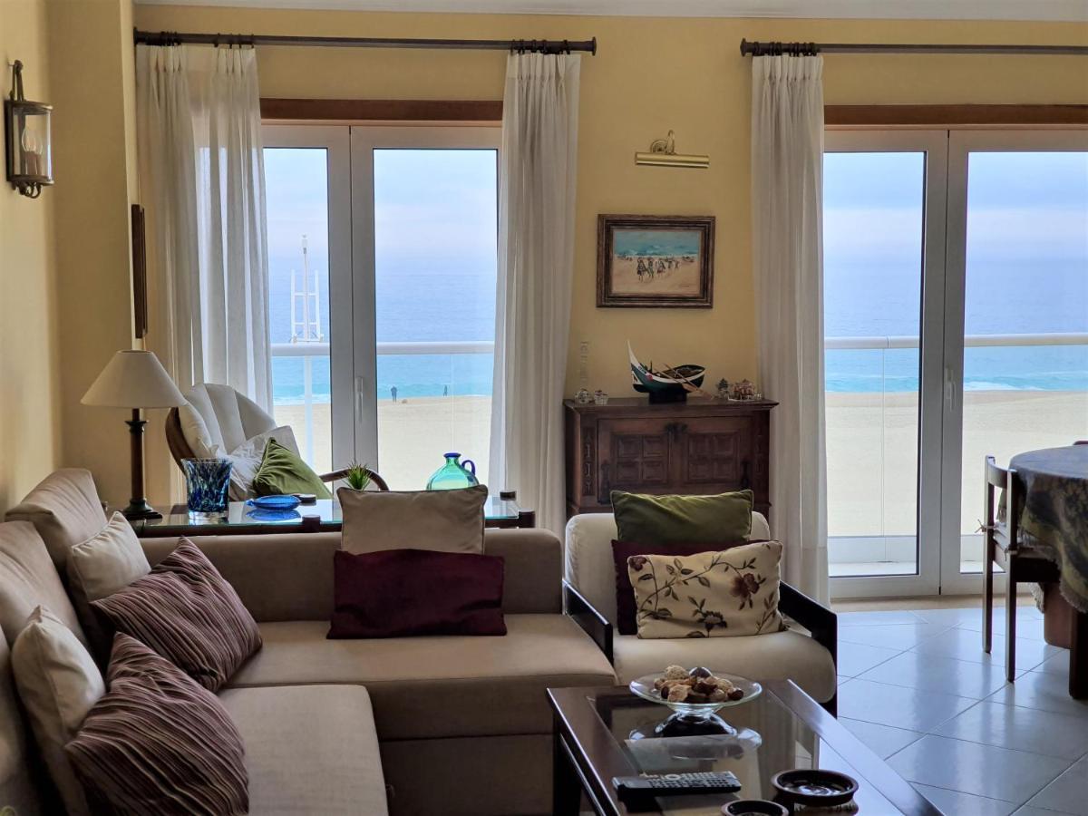 Nazare Apartamento Em Frente Ao Mar Екстериор снимка